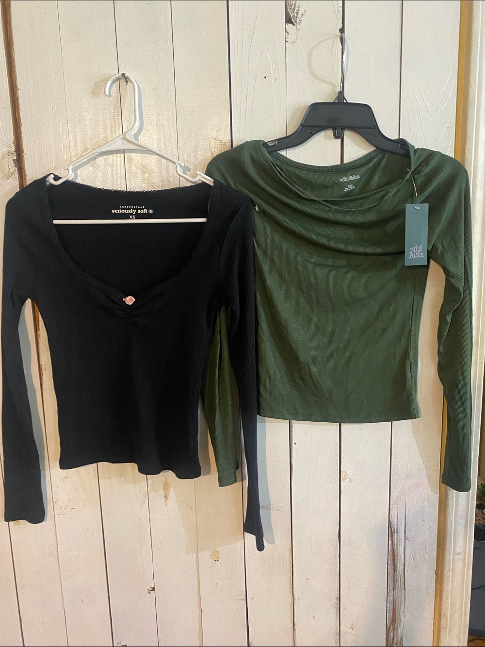 Bundle-wild fable Dark Green Ribbed Long Sleeve Top xxs & Aeropostale black xs